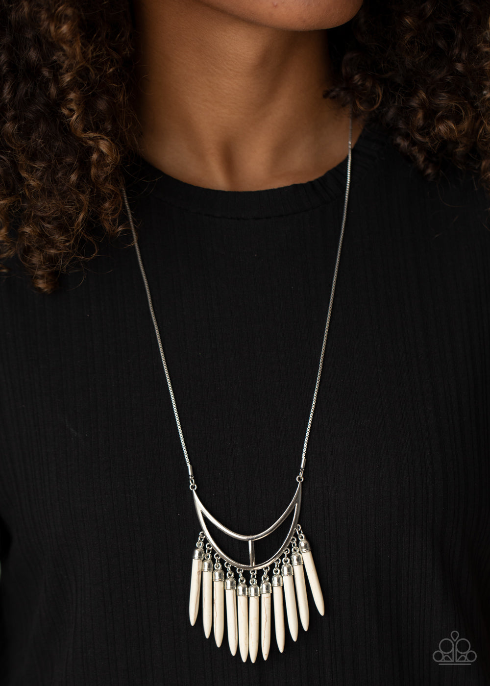 Stone Age A-Lister - white - Paparazzi necklace