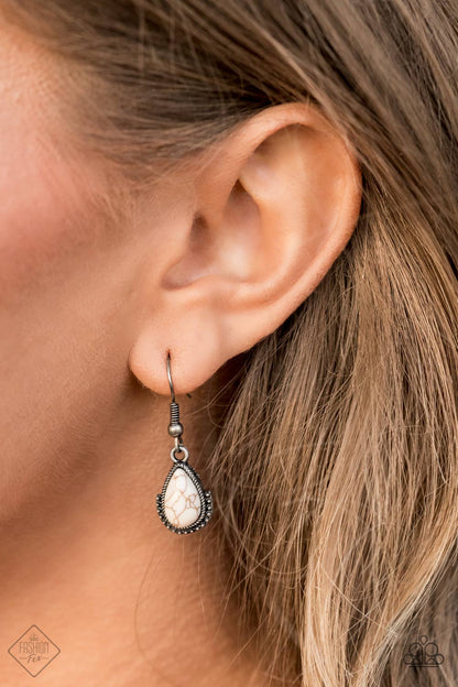 Stone Monument - white - Paparazzi necklace