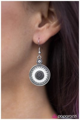 Stop BRIGHT There - white - Paparazzi earrings