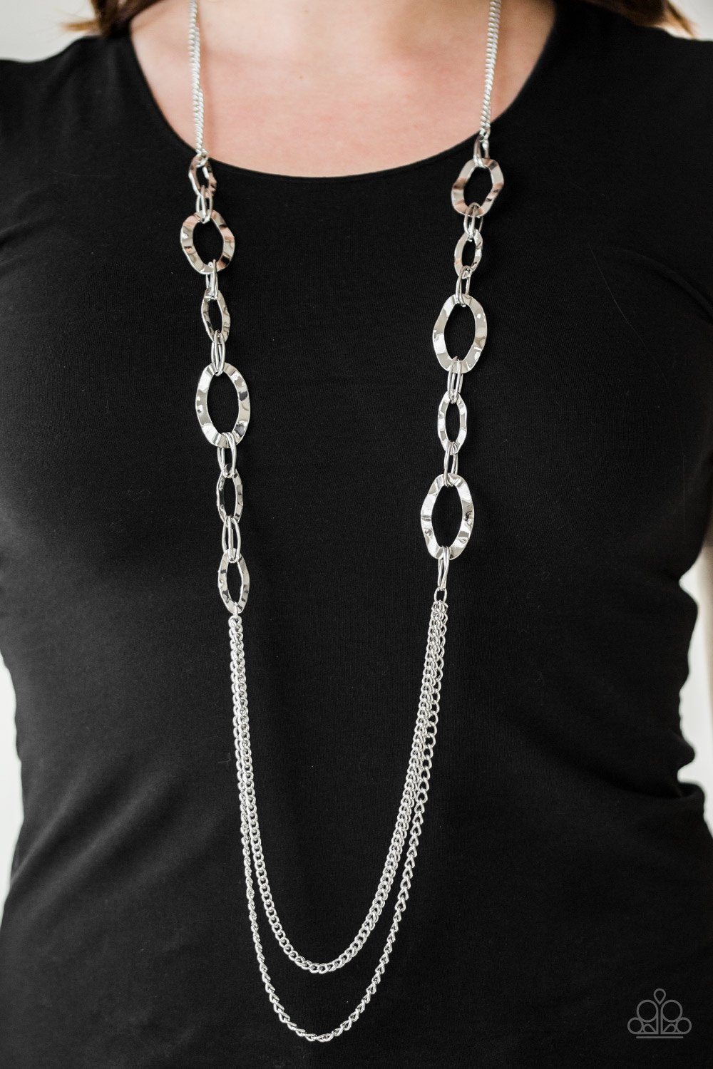 Street Beat - silver - Paparazzi necklace