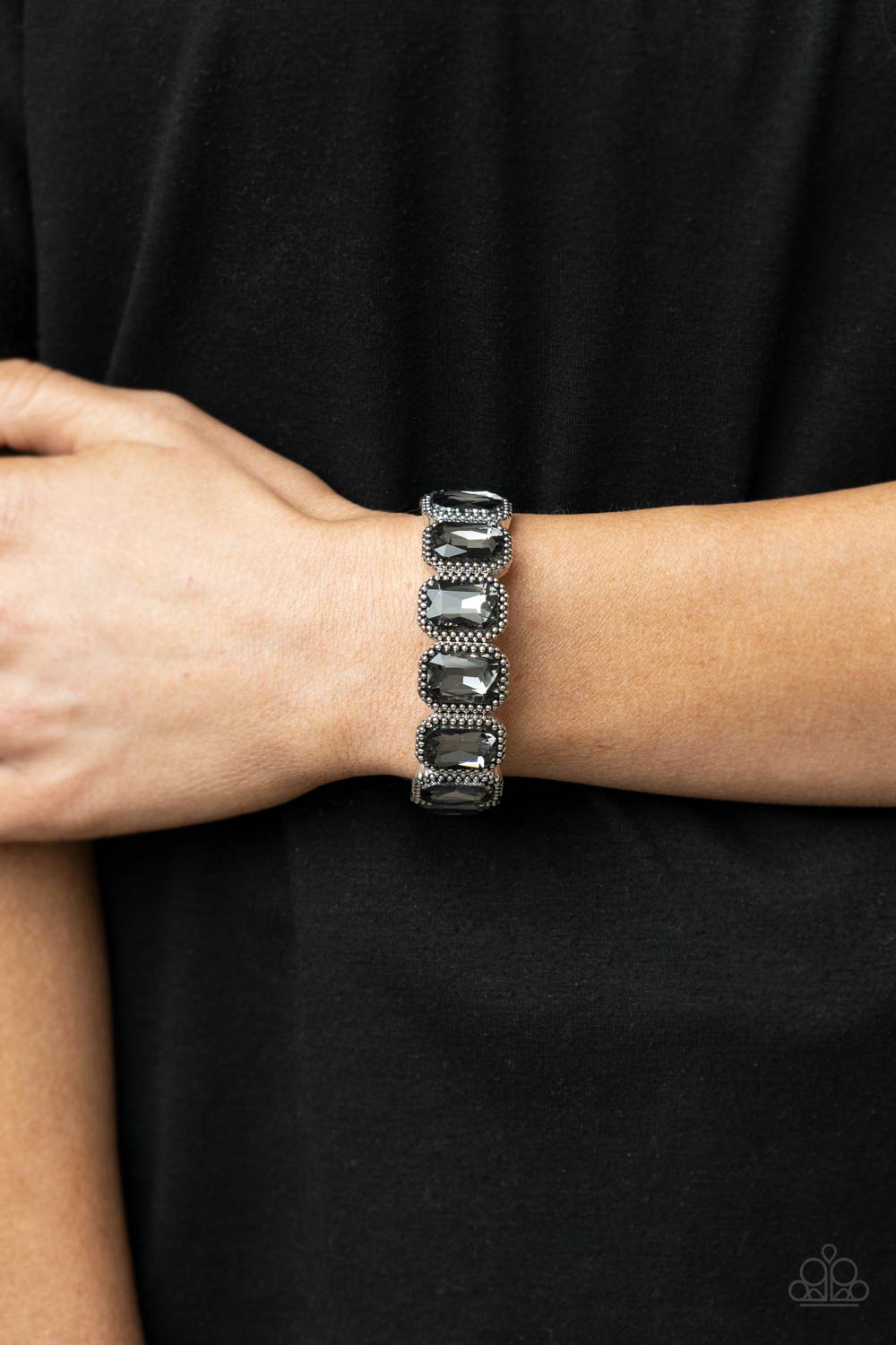 Studded Smolder - silver - Paparazzi bracelet