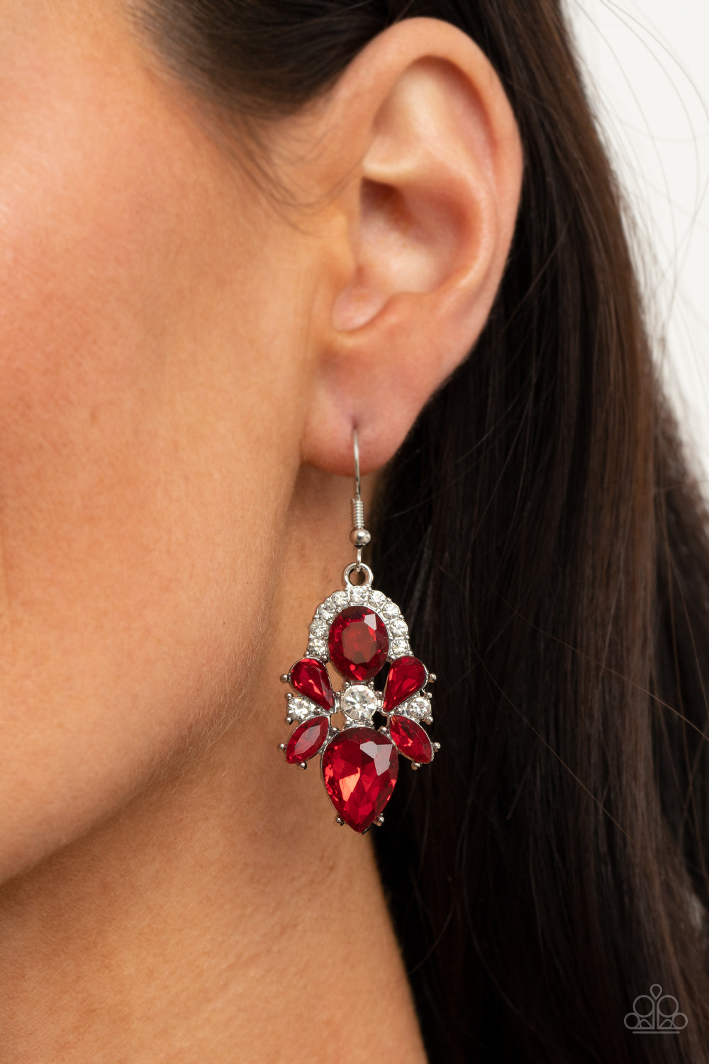 Stunning Starlet - red - Paparazzi earrings