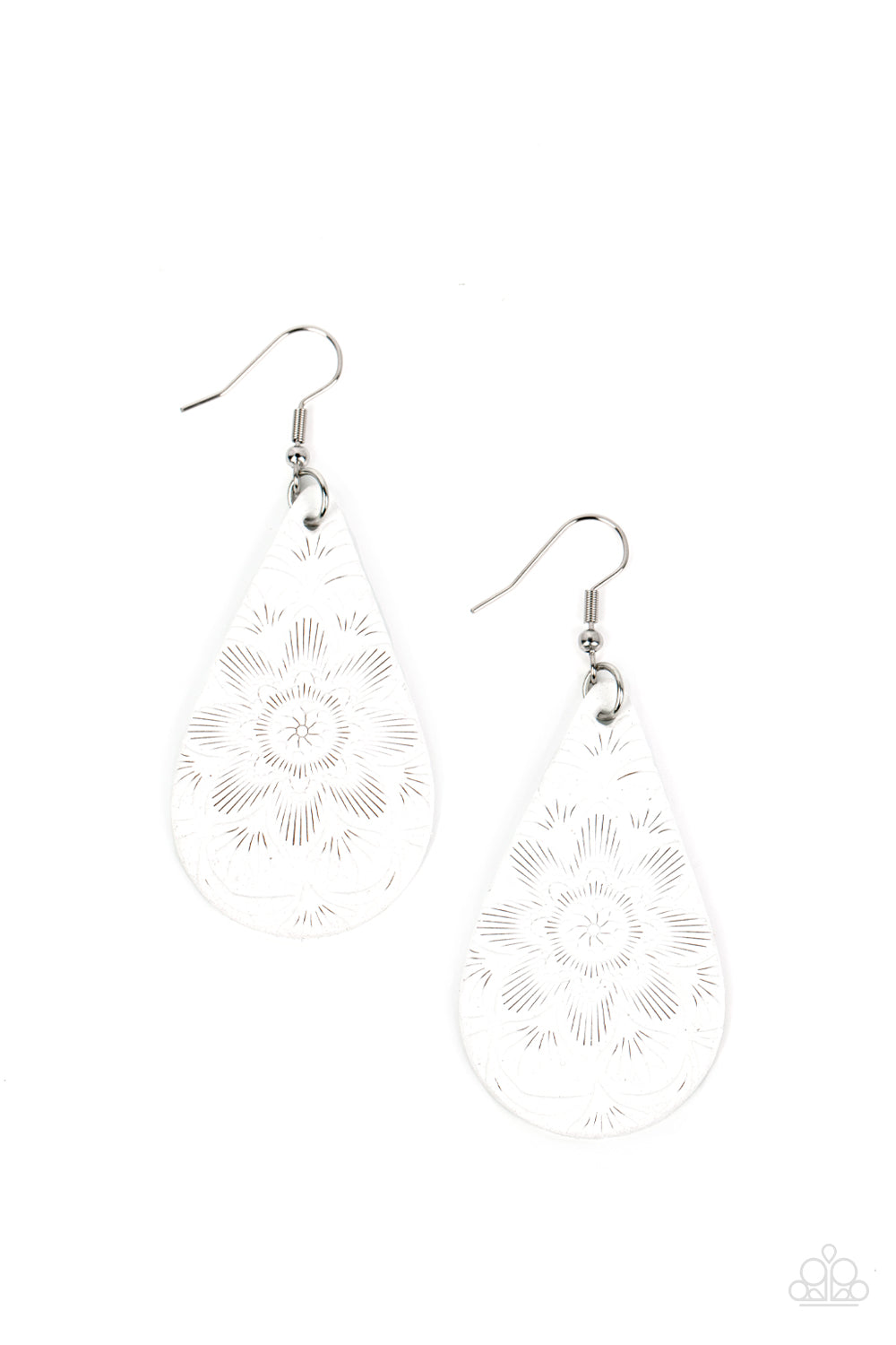 Subtropical Seasons - white - Paparazzi earrings
