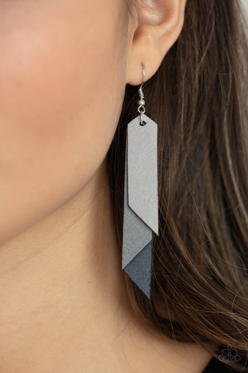 Suede Shade - silver - Paparazzi earrings