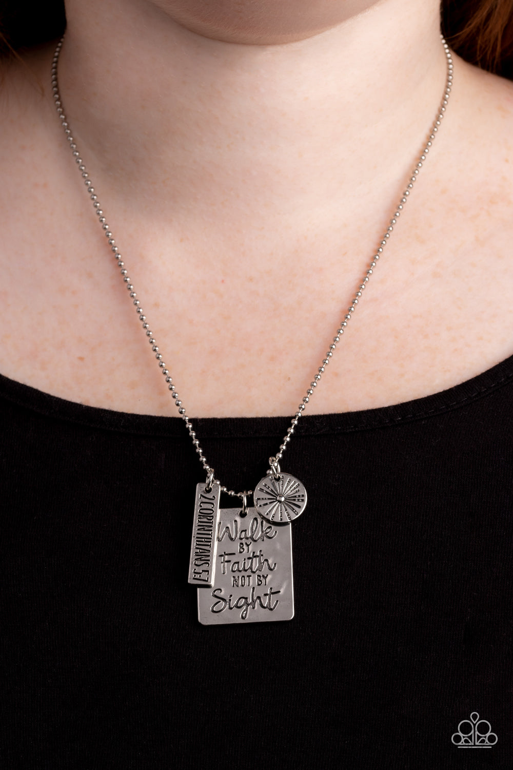 Sunshine Sight - silver - Paparazzi necklace