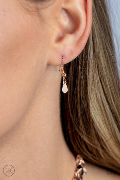 Surreal Shimmer - gold - Paparazzi necklace