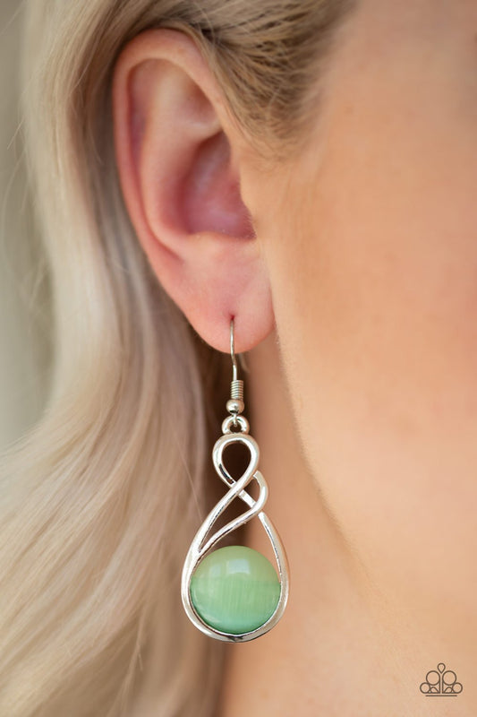 Swept Away - green - Paparazzi earrings