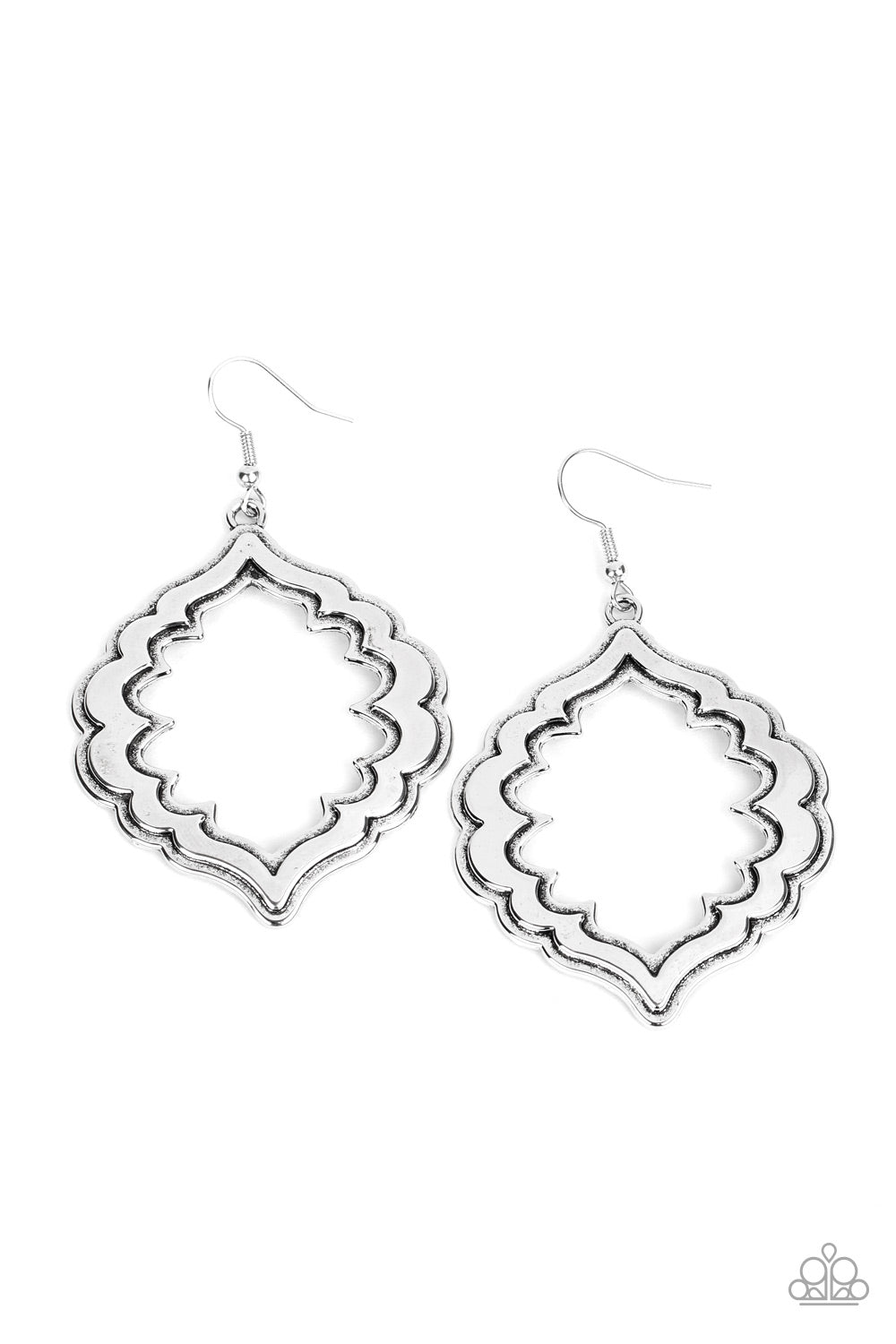 Taj Mahal Majesty - silver - Paparazzi earrings