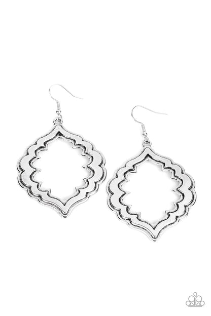 Taj Mahal Majesty - silver - Paparazzi earrings