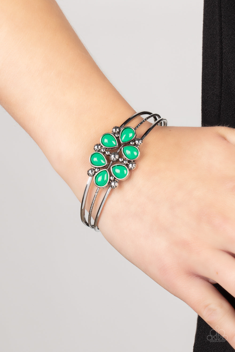 Taj Mahal Meadow - green - Paparazzi bracelet