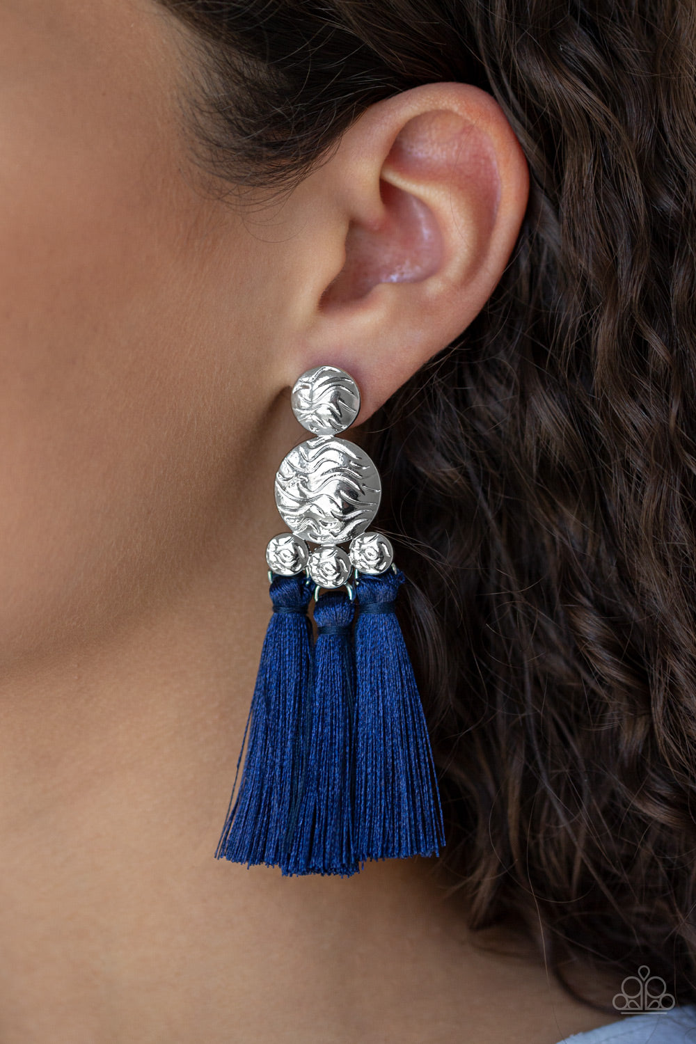 Taj Mahal Tourist - blue - Paparazzi earrings