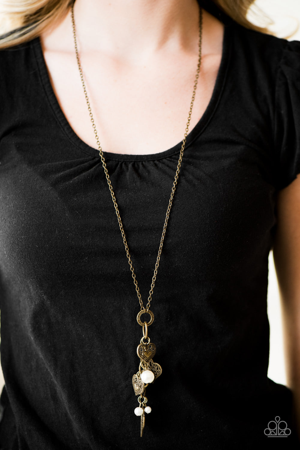 Take the Plunge - brass - Paparazzi necklace