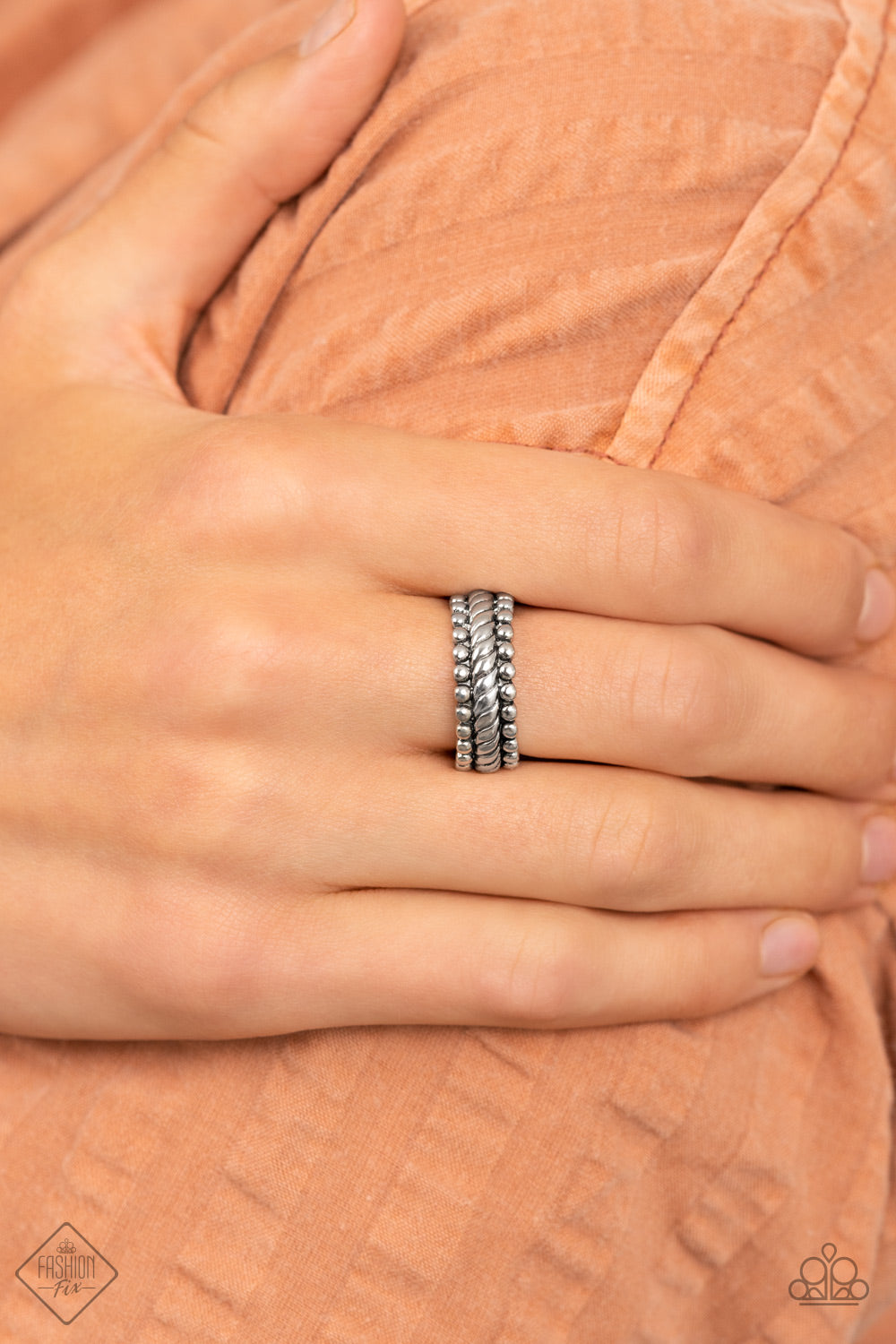 Tangible Texture - silver - Paparazzi ring