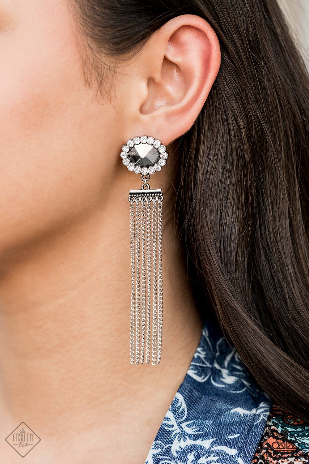 Tassel Throwback - silver - Paparazzi earrings