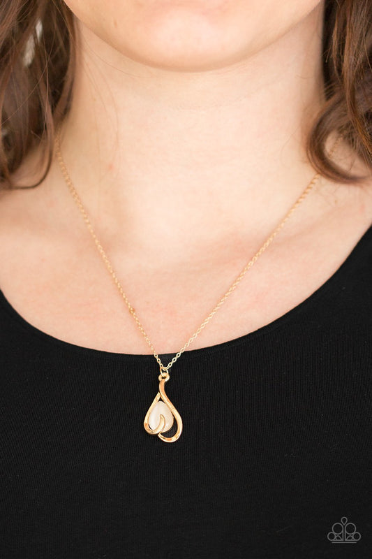 Tell Me a Love Story - gold - Paparazzi necklace
