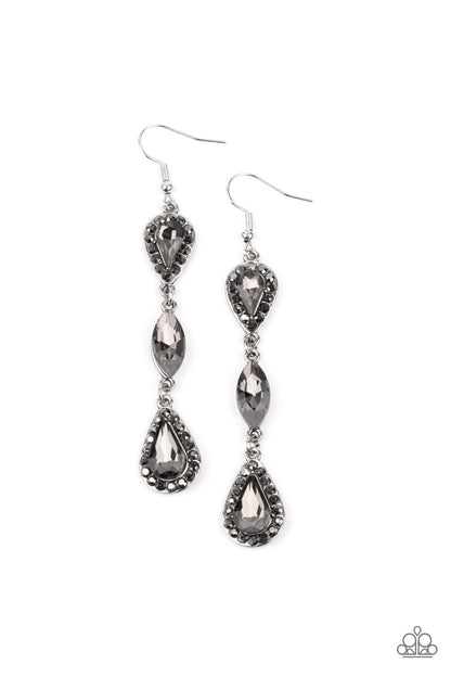 Test of TIMELESS - silver - Paparazzi earrings