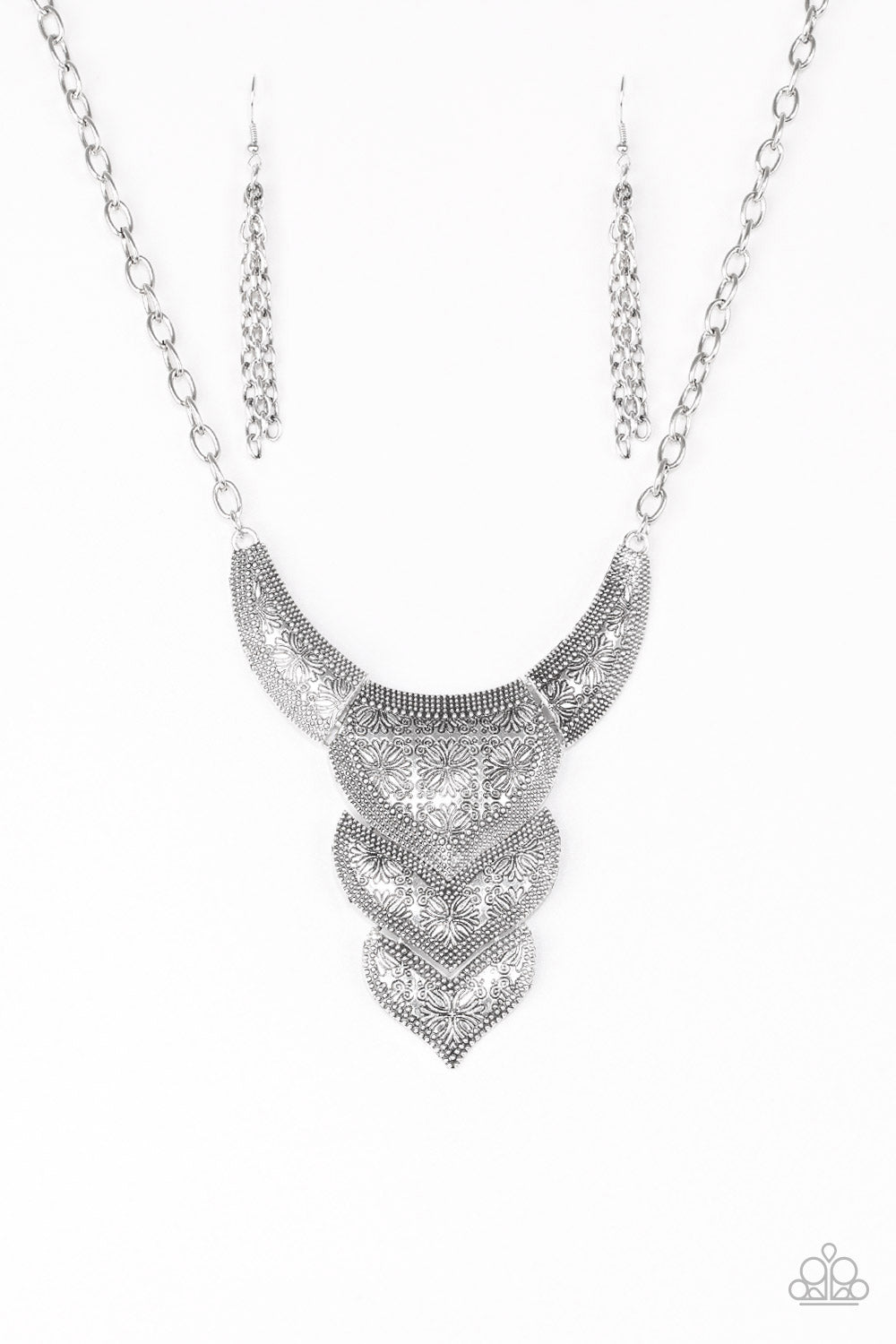 Texas Temptress - silver - Paparazzi necklace