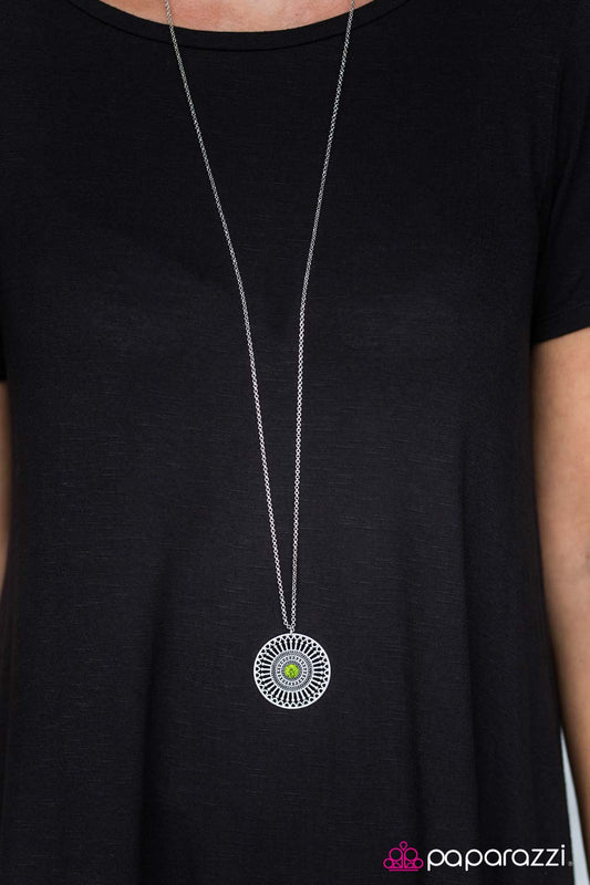 The London Eye - Green - Paparazzi necklace