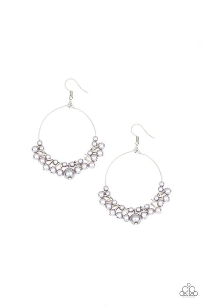 The PEARL-fectionist - silver - Paparazzi earrings