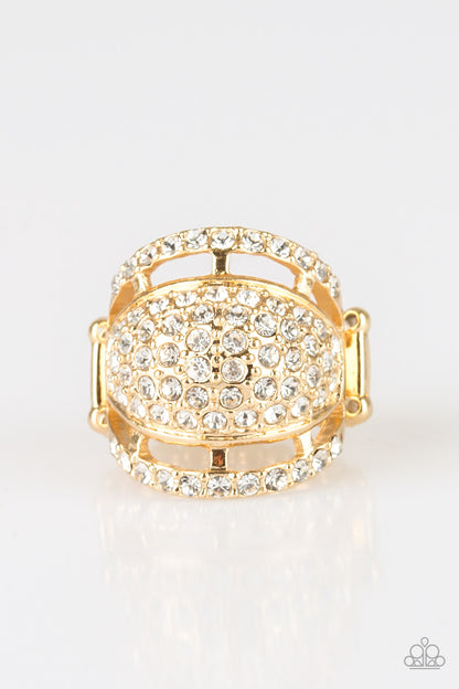 The Seven Figure Itch - gold - Paparazzi ring