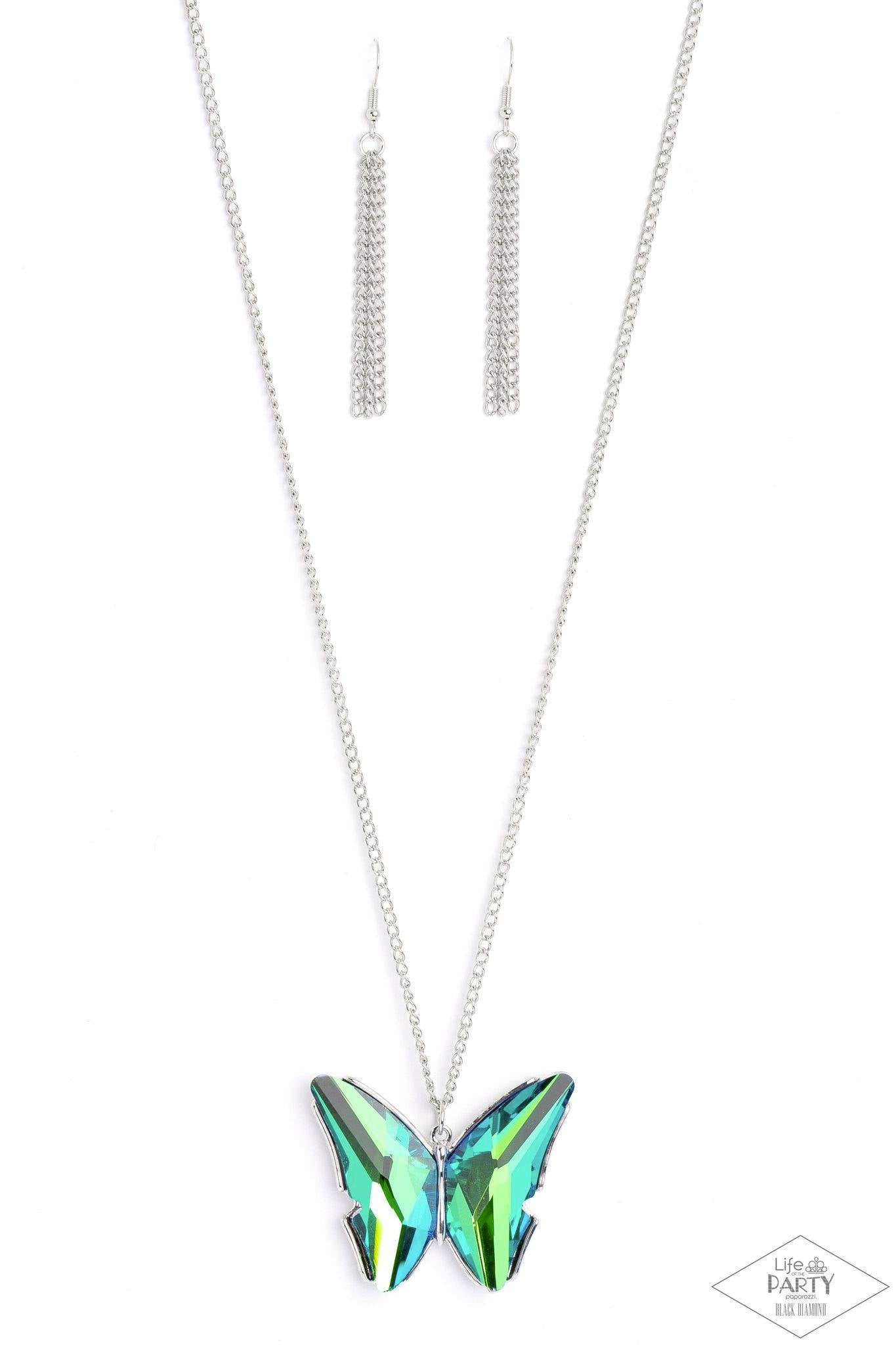 The Social Butterfly Effect - green - Paparazzi necklace