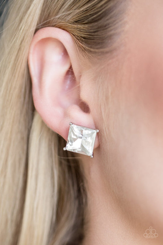 The Big Bang-white-Paparazzi earrings