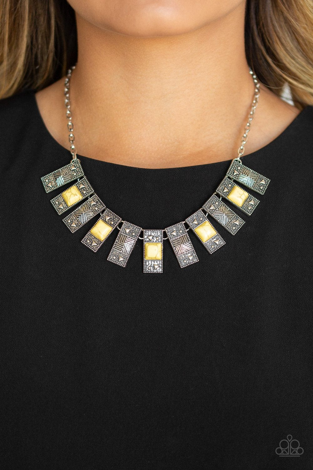The MANE Contender-yellow-Paparazzi necklace