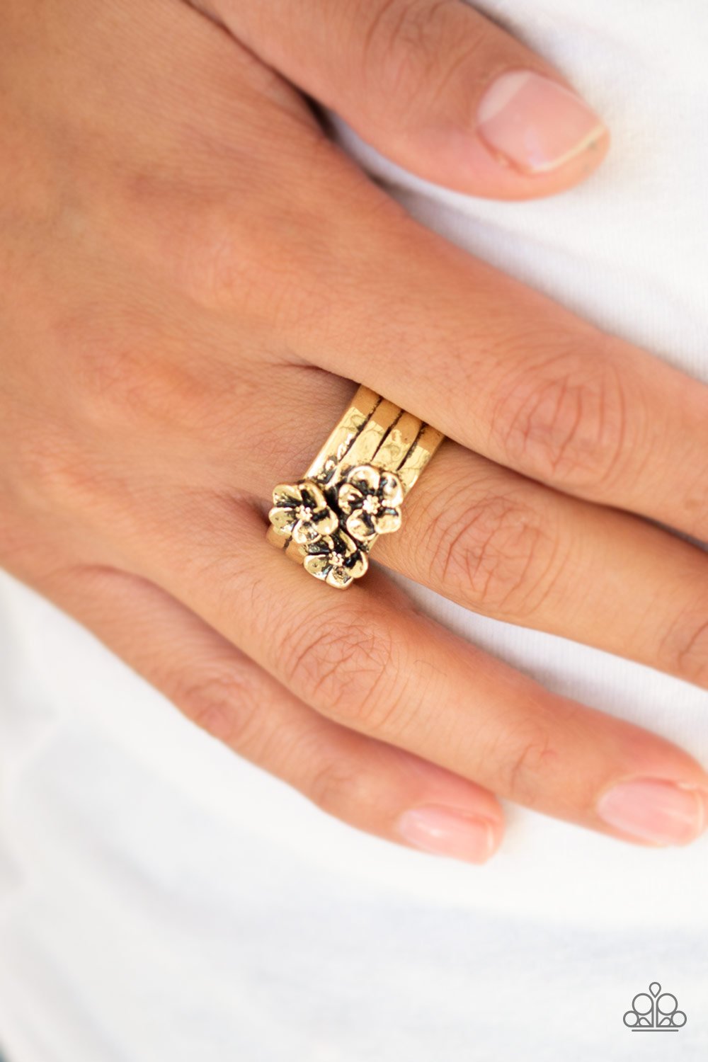 This Island is Your Island - brass - Paparazzi ring