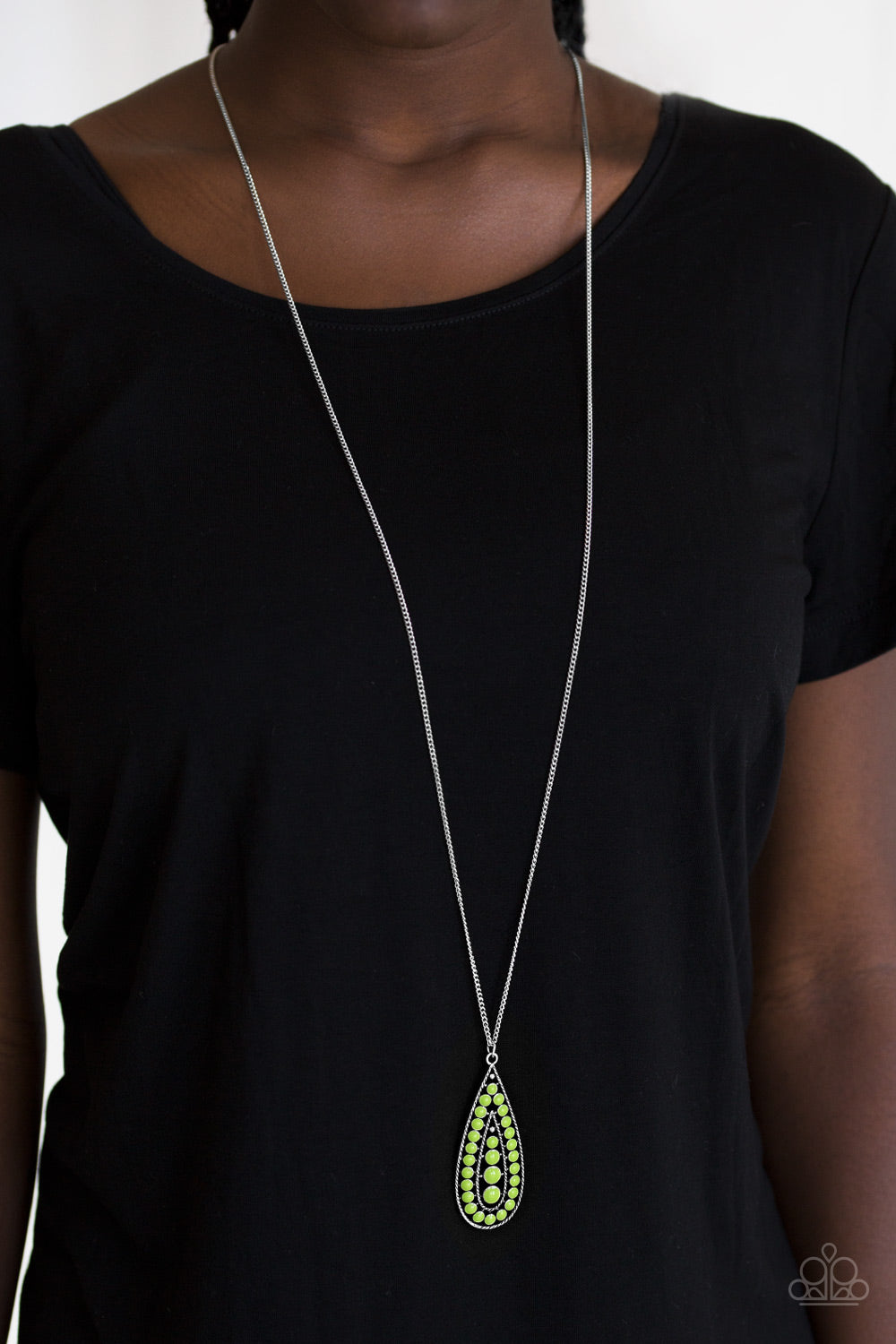 Tiki Tease - green - Paparazzi necklace