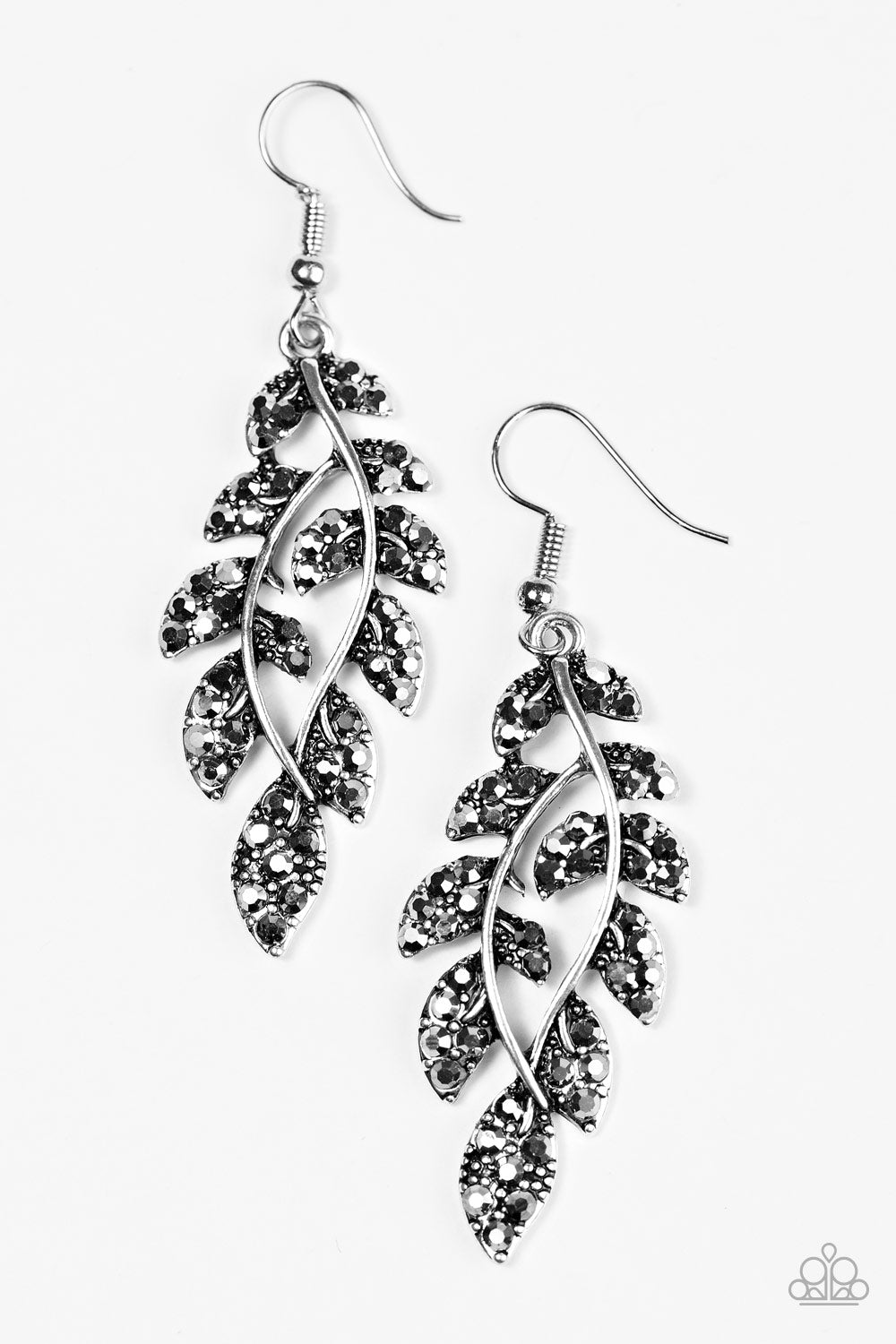 Time WILLOW Tell - Silver - Paparazzi earrings