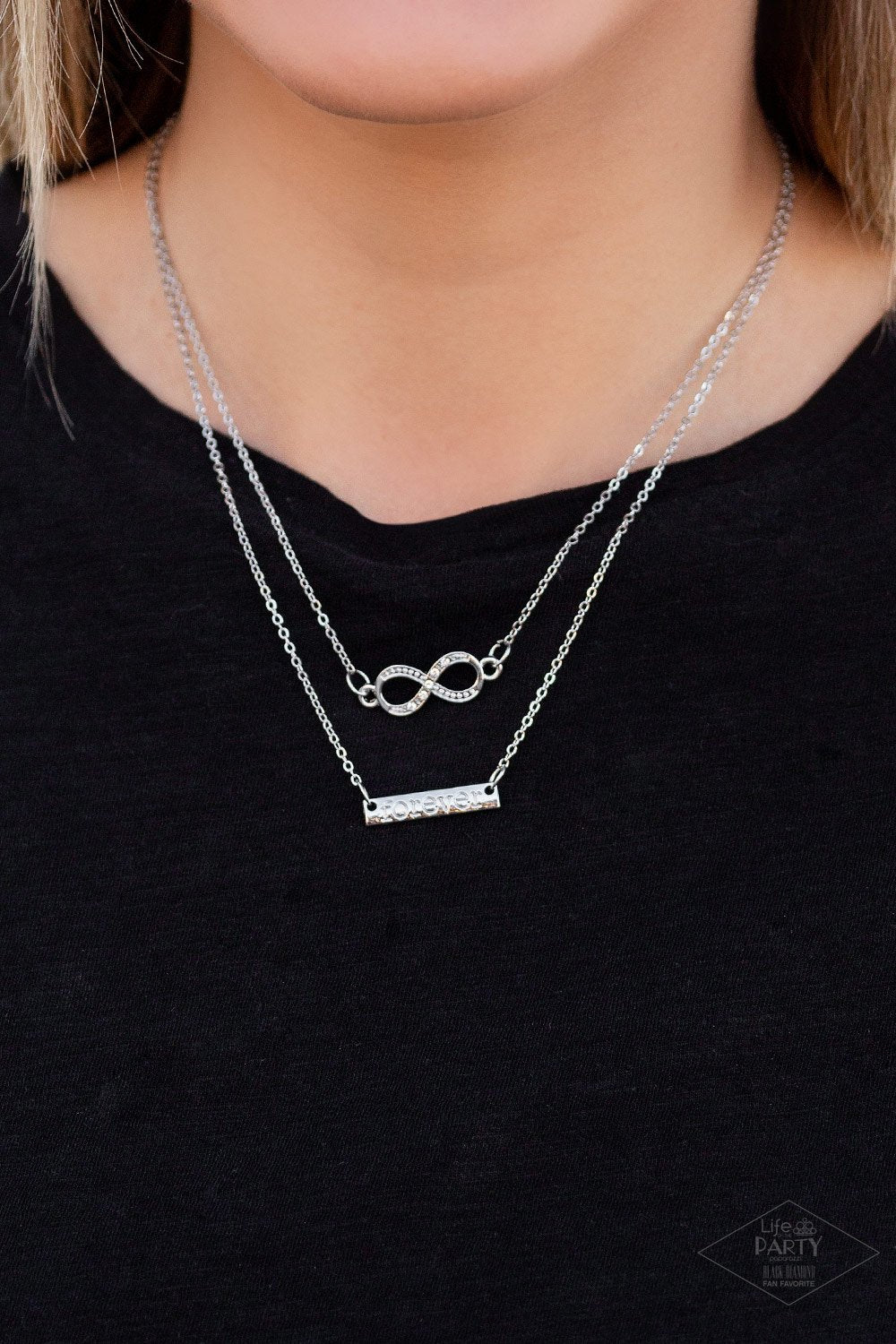 Timeless Love-silver-Paparazzi necklace