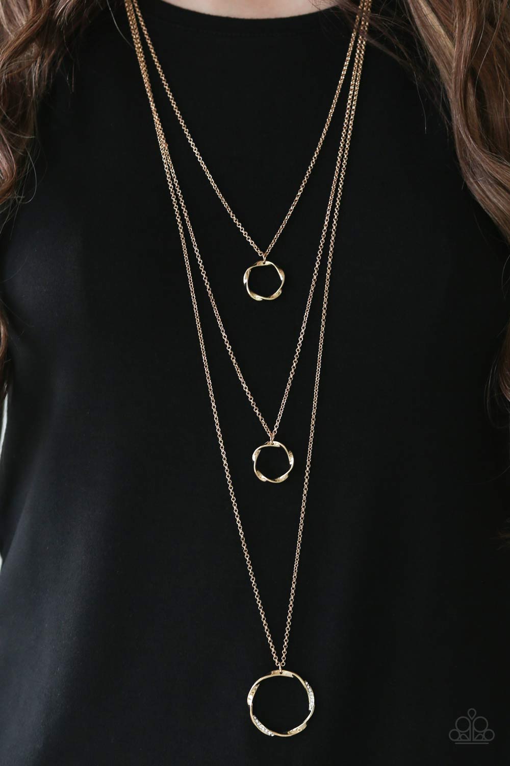 Timelessly Twisted - gold - Paparazzi necklace