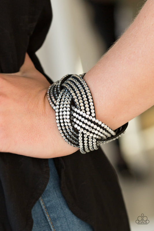 Top Class Chic - black - Paparazzi bracelet