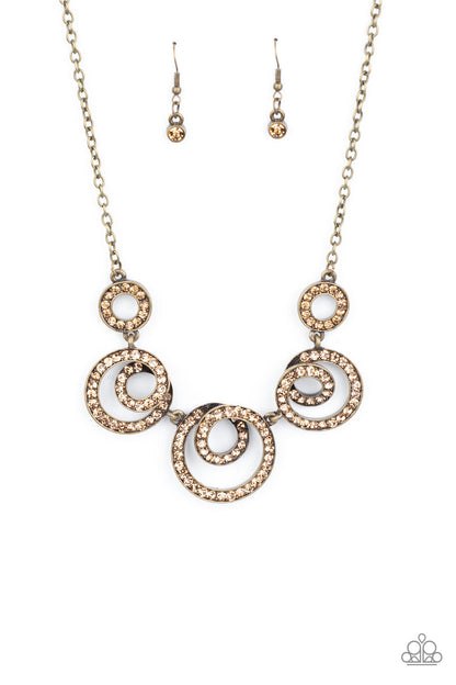 Total Head-Turner - brass - Paparazzi necklace