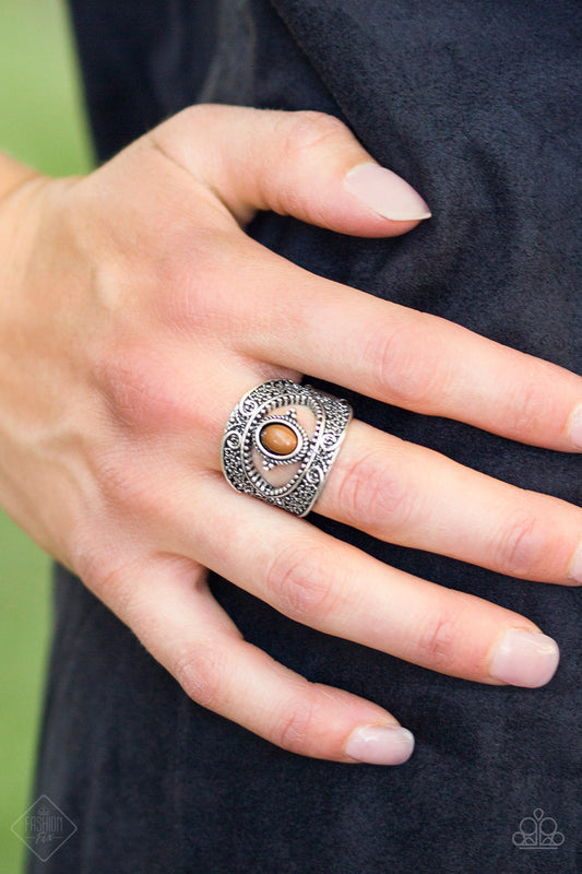 Totally Tourist - brown - Paparazzi ring