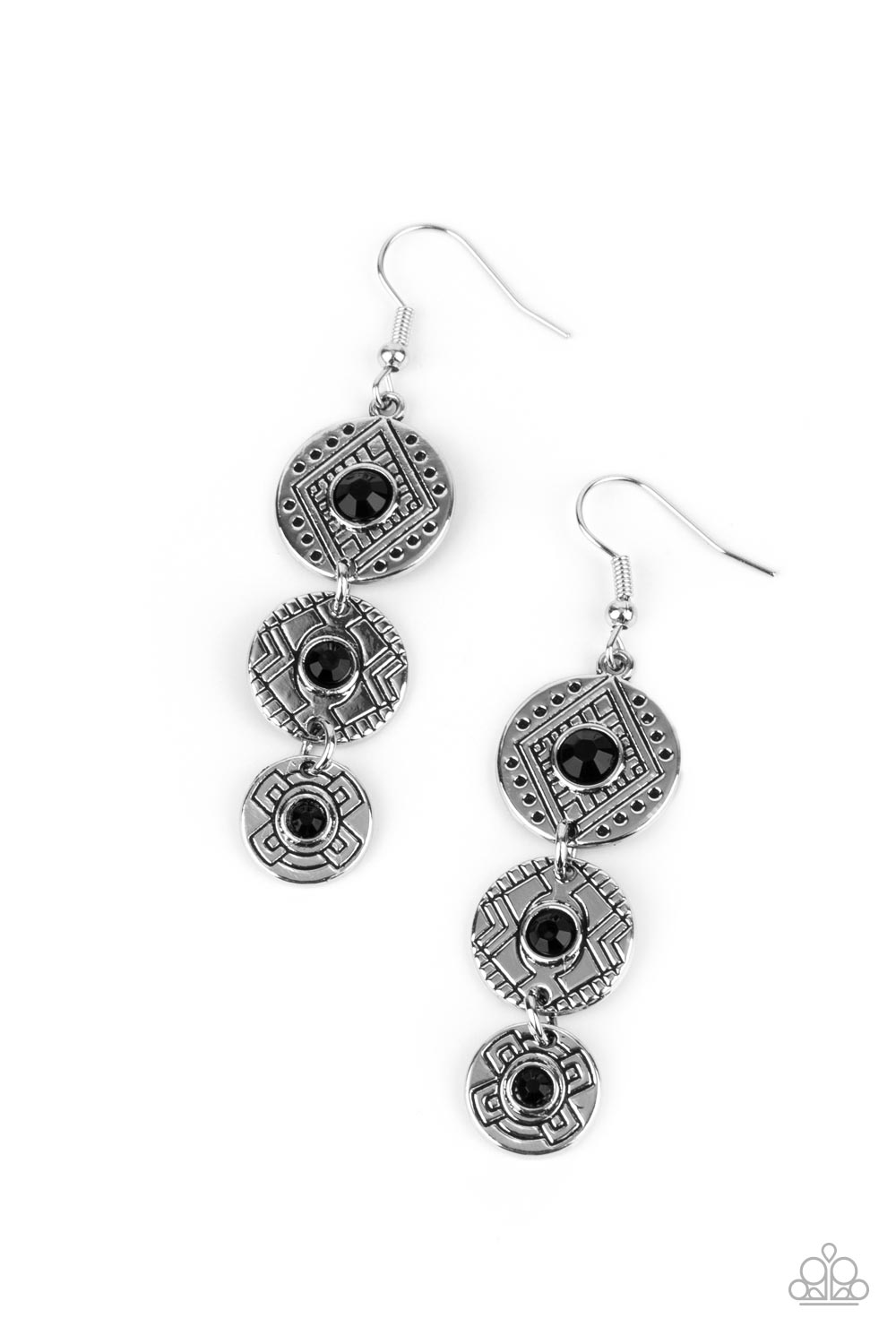 Totem Temptress - black - Paparazzi earrings