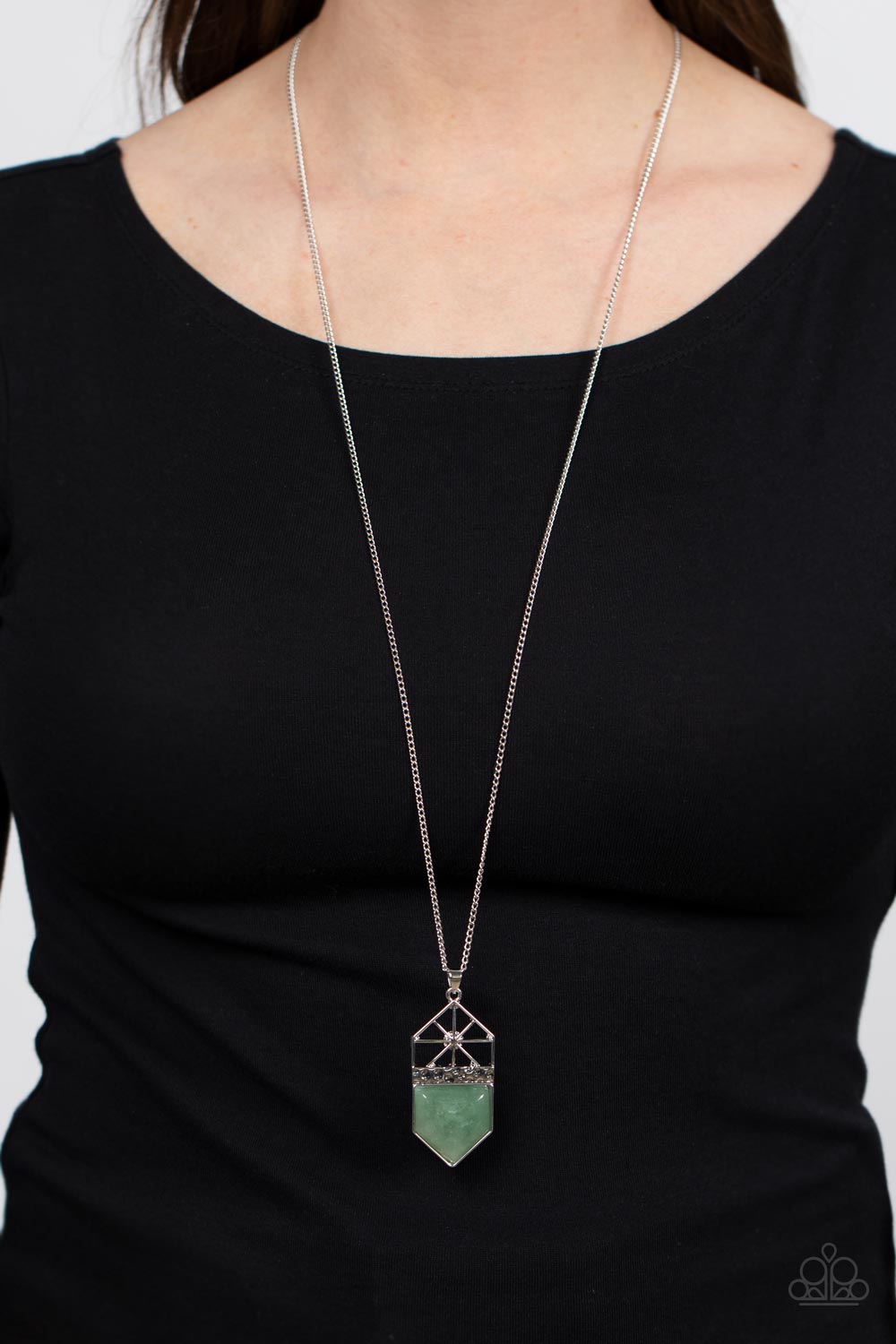 Trailblazing Talisman - green - Paparazzi necklace