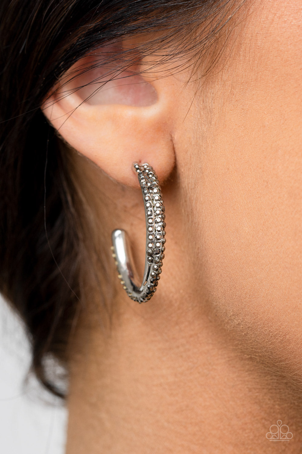 Trail of Twinkle - silver - Paparazzi earrings