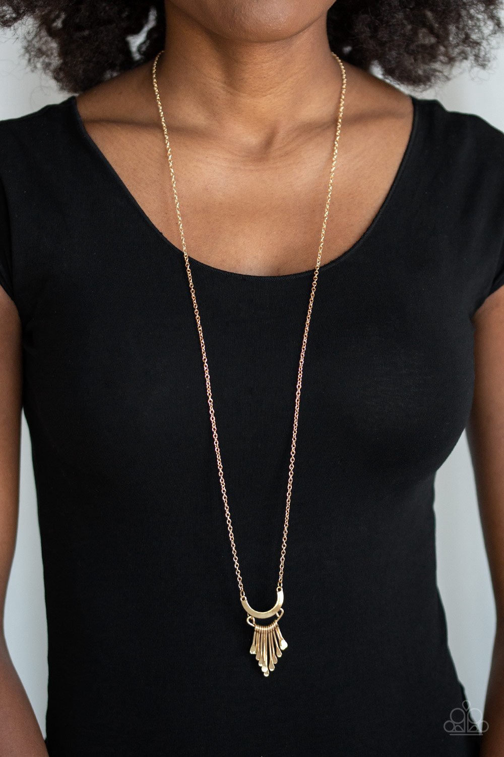 Trendsetting Trinket - gold - Paparazzi necklace