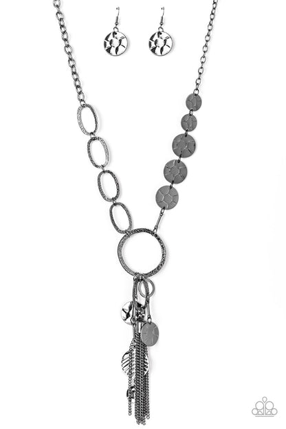 Trinket Trend - black - Paparazzi necklace