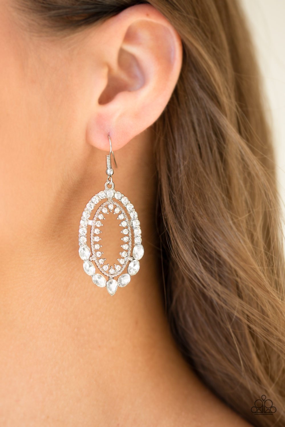 Trophy Shimmer - white - Paparazzi earrings