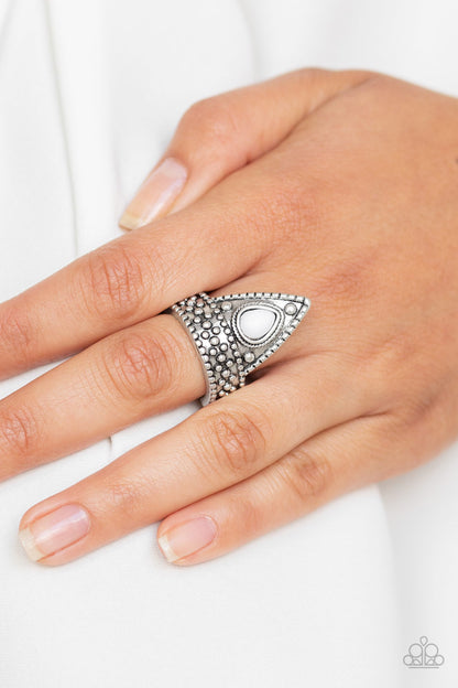 Tropical Escapade - white - Paparazzi ring