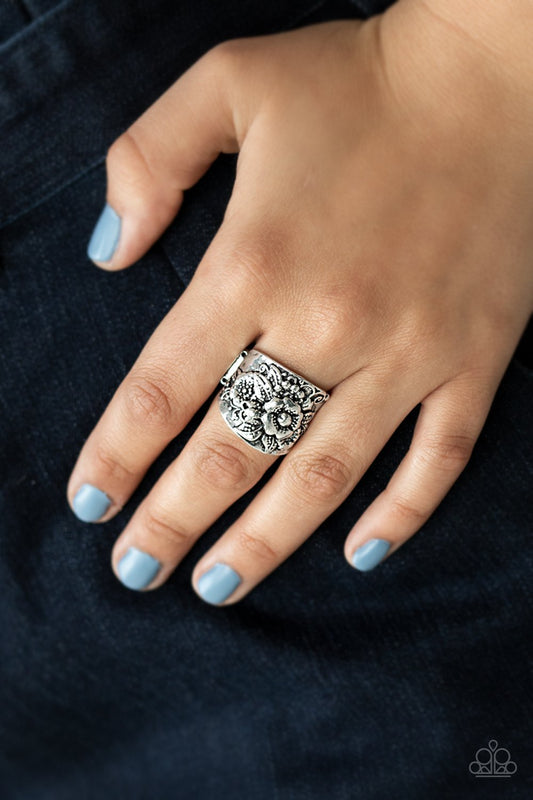 Tropical Bloom-silver-Paparazzi ring