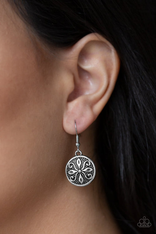 Tropical Trance - silver - Paparazzi earrings