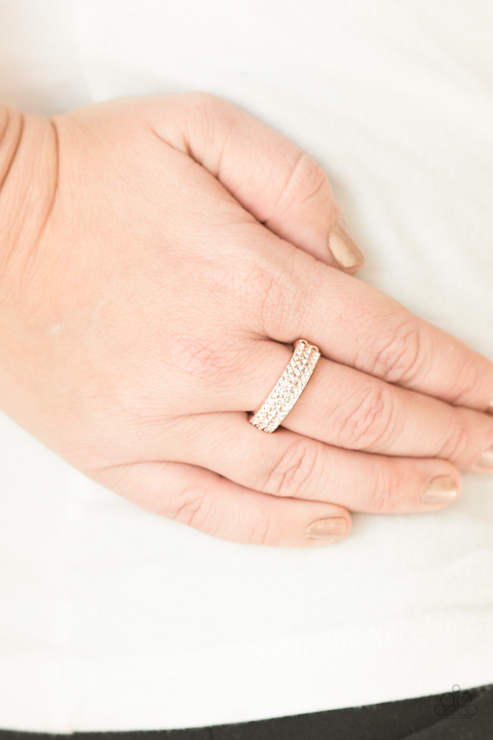 Turn the Other Chic - rose gold - Paparazzi ring