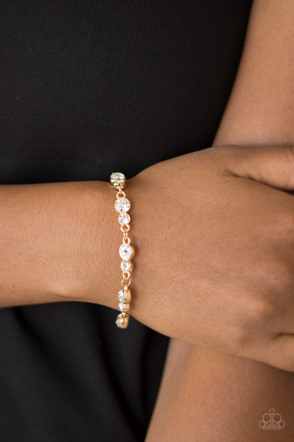 Twinkle Twinkle Little STARLET - gold - Paparazzi bracelet