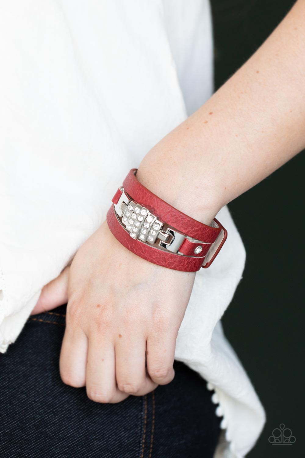 Ultra Urban - red - Paparazzi bracelet