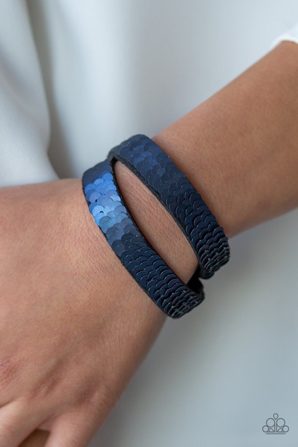 Under the Sequins-blue-Paparazzi bracelet