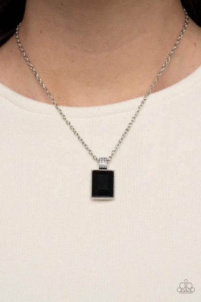 Understated Dazzle - black - Paparazzi necklace