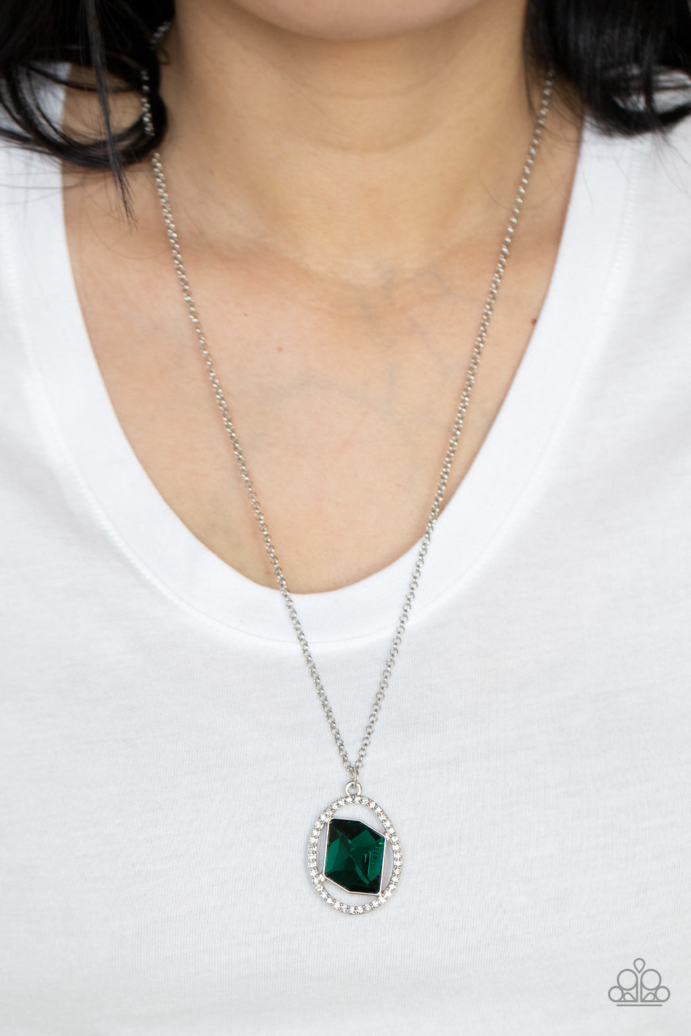 Undiluted Dazzle - green - Paparazzi necklace